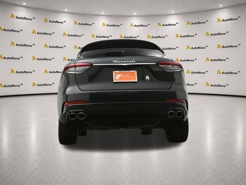 Used 2022 Maserati Levante GT AWD/4WD image 49