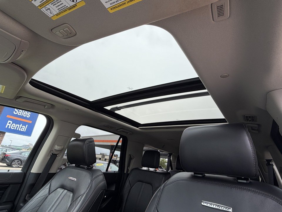 Used 2021 Ford Expedition Max Platinum AWD/4WD image 30