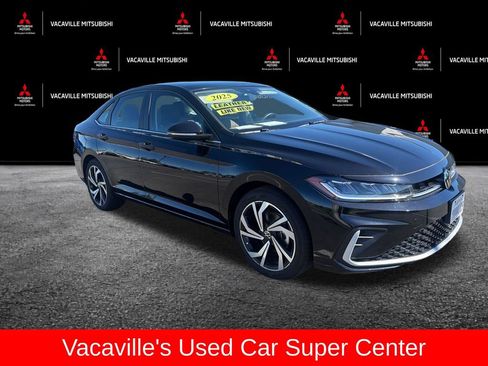 Used 2025 Volkswagen Jetta SEL FWD image 7