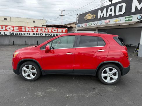 Used 2015 Chevrolet Trax LTZ w/ LPO, Cargo Package FWD image 5