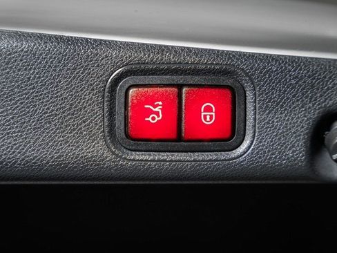 Used 2020 Mercedes-Benz E 63 AMG S image 12