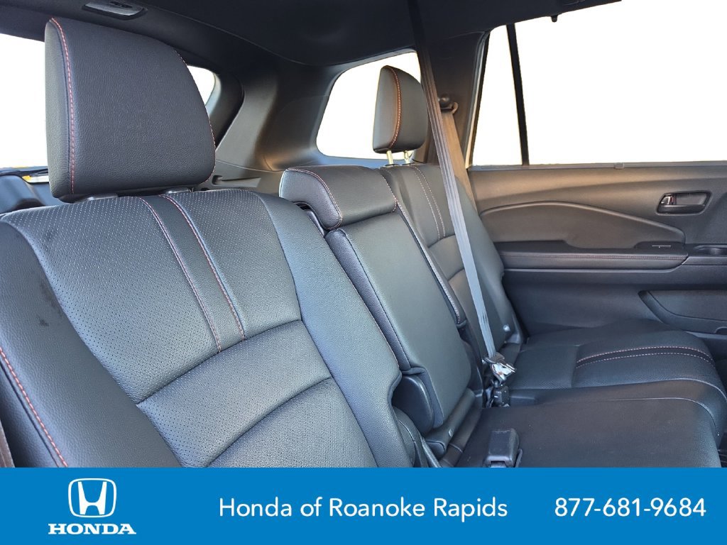 Certified 2023 Honda Passport TrailSport image 18