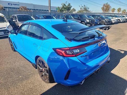 Used 2024 Honda Civic Type R image 11