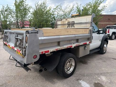 Used 2014 Ford F550 4x4 Regular Cab Super Duty image 4