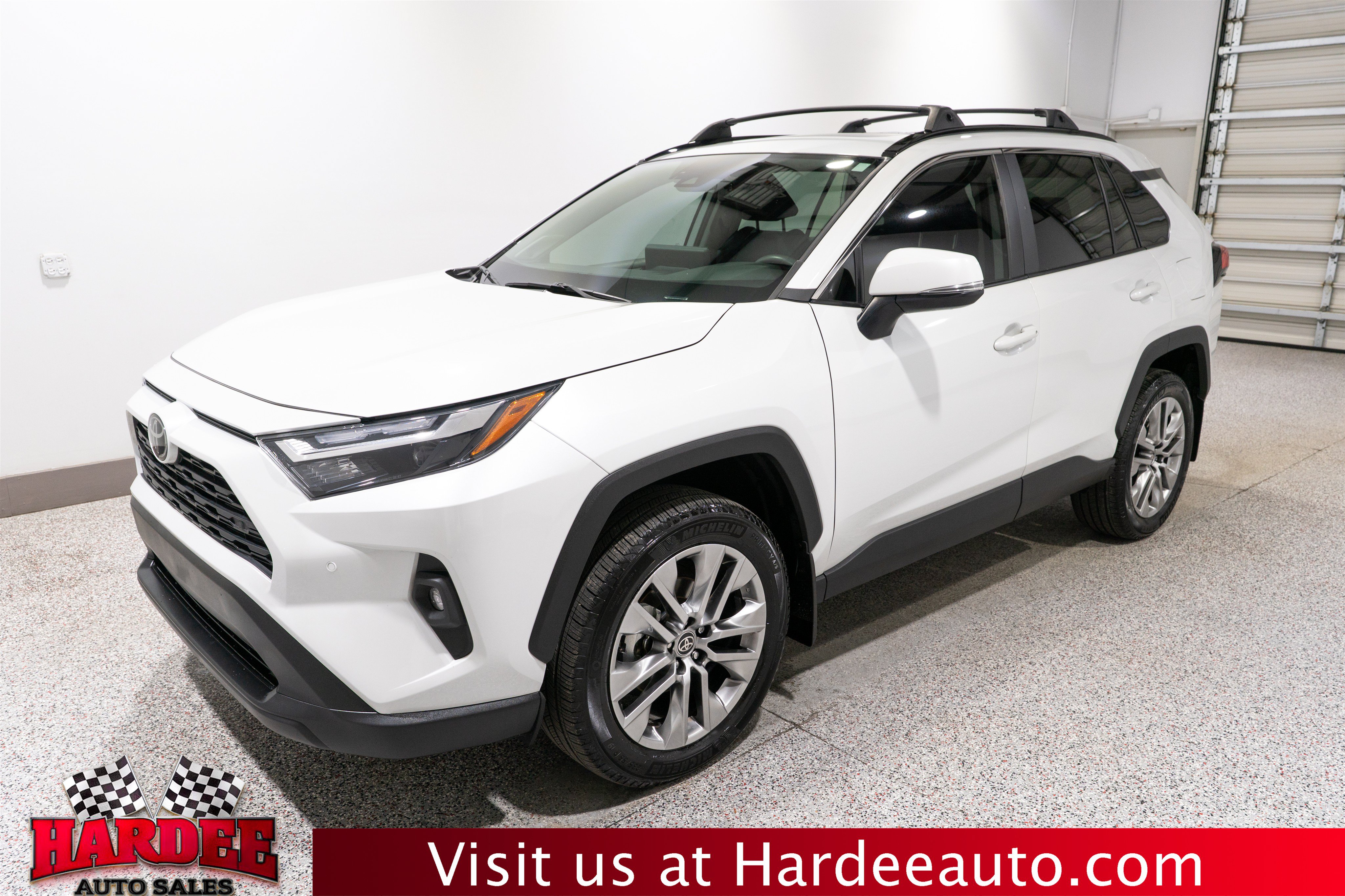 Used 2025 Toyota RAV4 XLE Premium w/ Weather Package FWD image 2