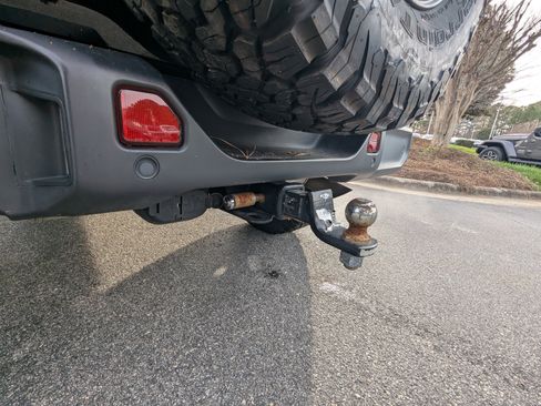 Used 2021 Jeep Wrangler Unlimited Rubicon image 32