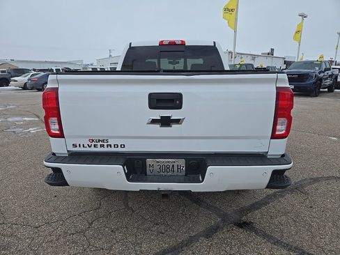 Used 2018 Chevrolet Silverado 1500 LTZ Z71 w/ Redline Edition image 8