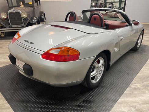 Used 2000 Porsche Boxster image 10