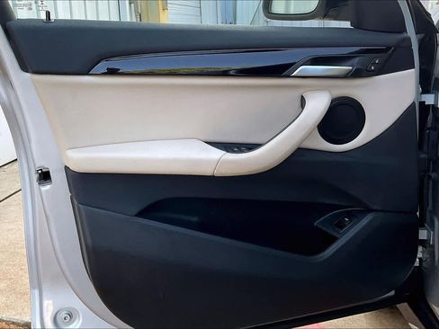 Used 2021 BMW X1 xDrive28i w/ Convenience Package image 17