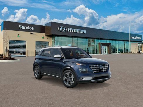 New 2026 Hyundai Venue SEL image 2