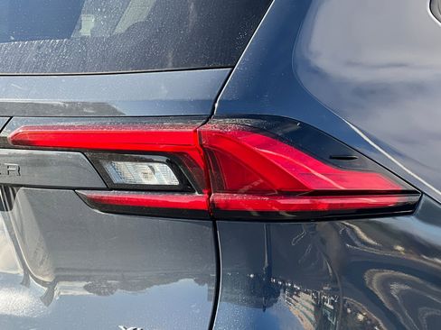 Used 2024 Toyota Grand Highlander XLE image 50