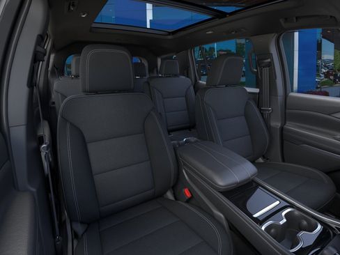 New 2026 Chevrolet Traverse LT w/ Sun and Wheel Package FWD image 44