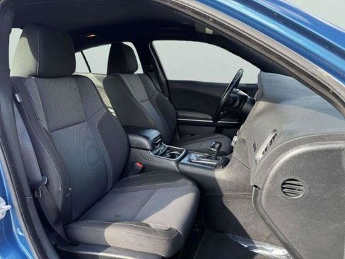 Used 2020 Dodge Charger SXT RWD image 45
