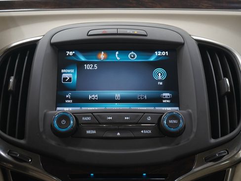 Used 2014 Buick LaCrosse Leather FWD image 16