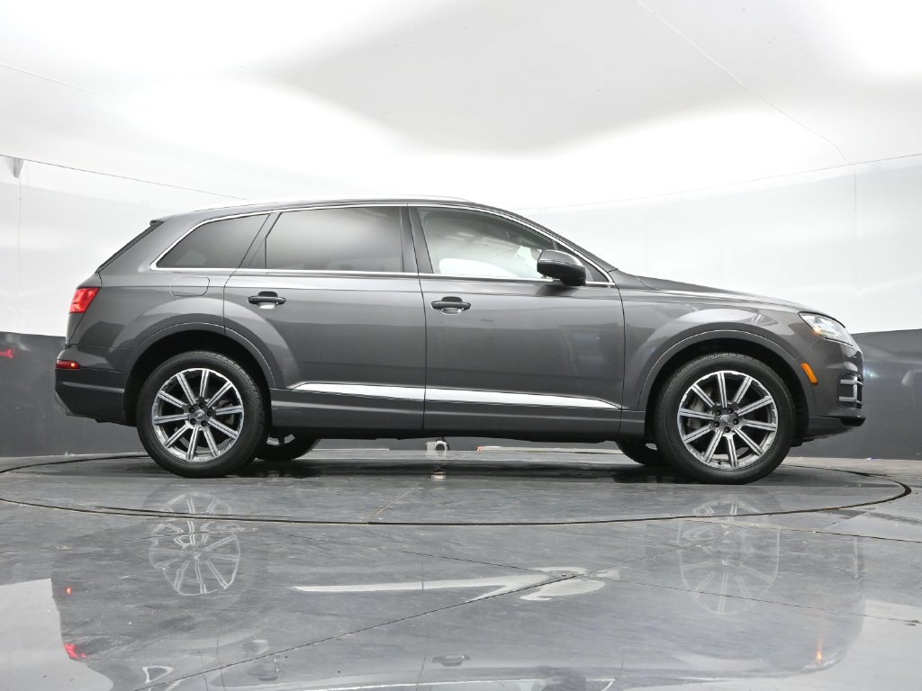 Used 2018 Audi Q7 3.0T Prestige AWD/4WD image 43
