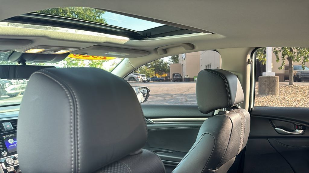 Certified 2020 Honda Civic Touring image 31