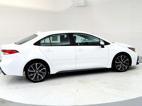 Used 2020 Toyota Corolla SE FWD image 6