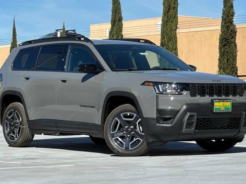 New 2026 Jeep Cherokee Laredo AWD/4WD image 2