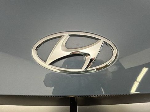 Used 2023 Hyundai Ioniq 5 SEL AWD/4WD image 8