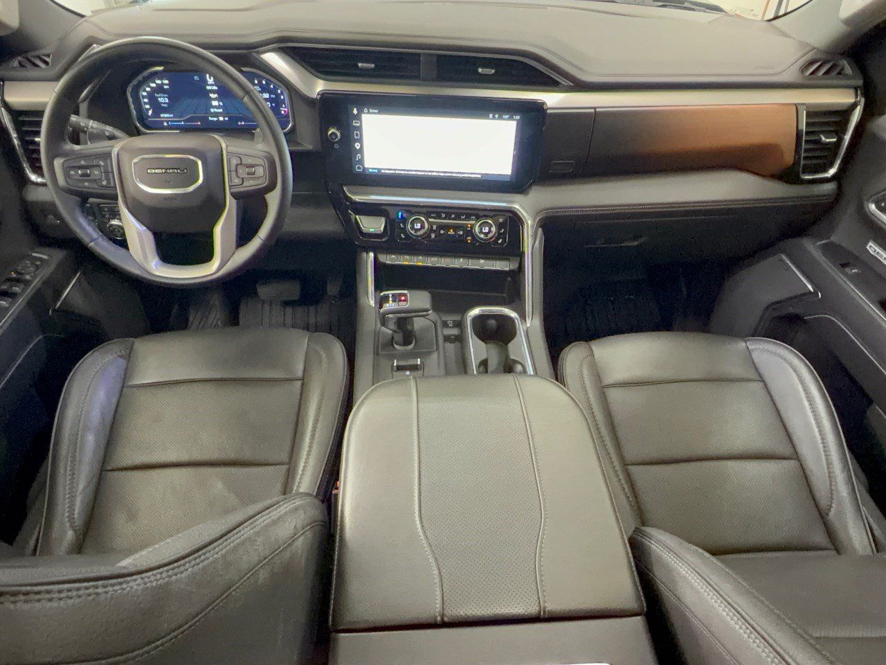 Used 2023 GMC Sierra 1500 Denali w/ Denali Reserve Package RWD image 17