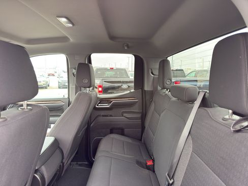 Used 2025 GMC Sierra 1500 Elevation image 33