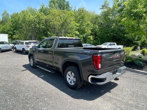 Used 2019 GMC Sierra 1500 SLE w/ SLE Value Package AWD/4WD image 8