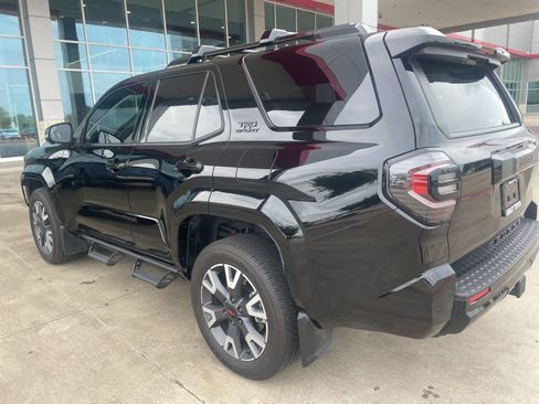 Used 2025 Toyota 4Runner TRD Sport Premium AWD/4WD image 10