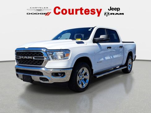 Used 2023 RAM 1500 Big Horn AWD/4WD image 9