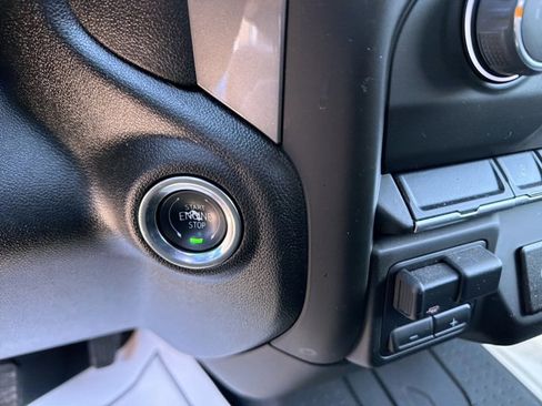 Used 2025 Chevrolet Silverado 2500 Custom w/ Custom Convenience Package image 25