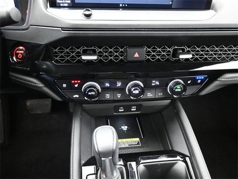 Used 2024 Honda Accord Touring image 30