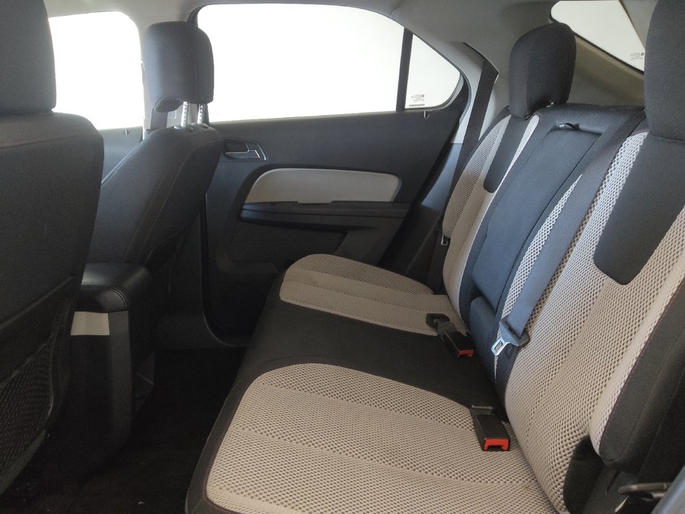 Used 2017 Chevrolet Equinox LS FWD image 18