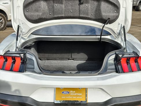 Certified 2024 Ford Mustang Coupe RWD image 22