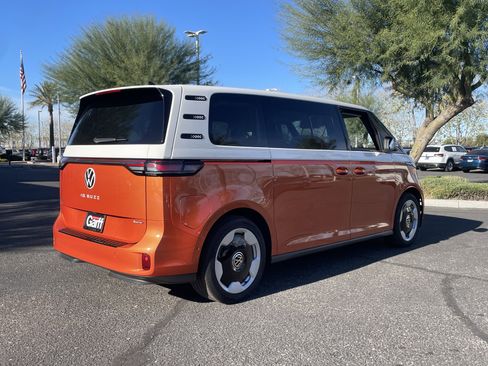 New 2025 Volkswagen ID. Buzz Pro S Plus image 3