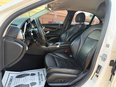 Used 2017 Mercedes-Benz C 300 Sedan image 11