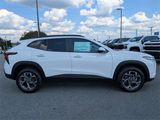 New 2025 Chevrolet Trax LT w/ Driver Confidence Package image 3