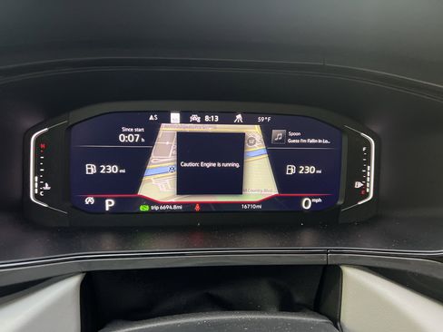 Certified 2022 Volkswagen Taos SEL image 20