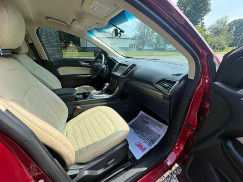 Used 2018 Ford Edge SEL w/ Equipment Group 201A FWD image 10