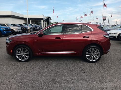 Used 2023 Buick Envision Avenir FWD image 3