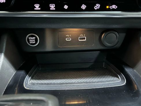 Used 2021 Nissan Rogue SV image 23