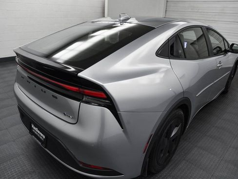 Used 2023 Toyota Prius Limited image 8