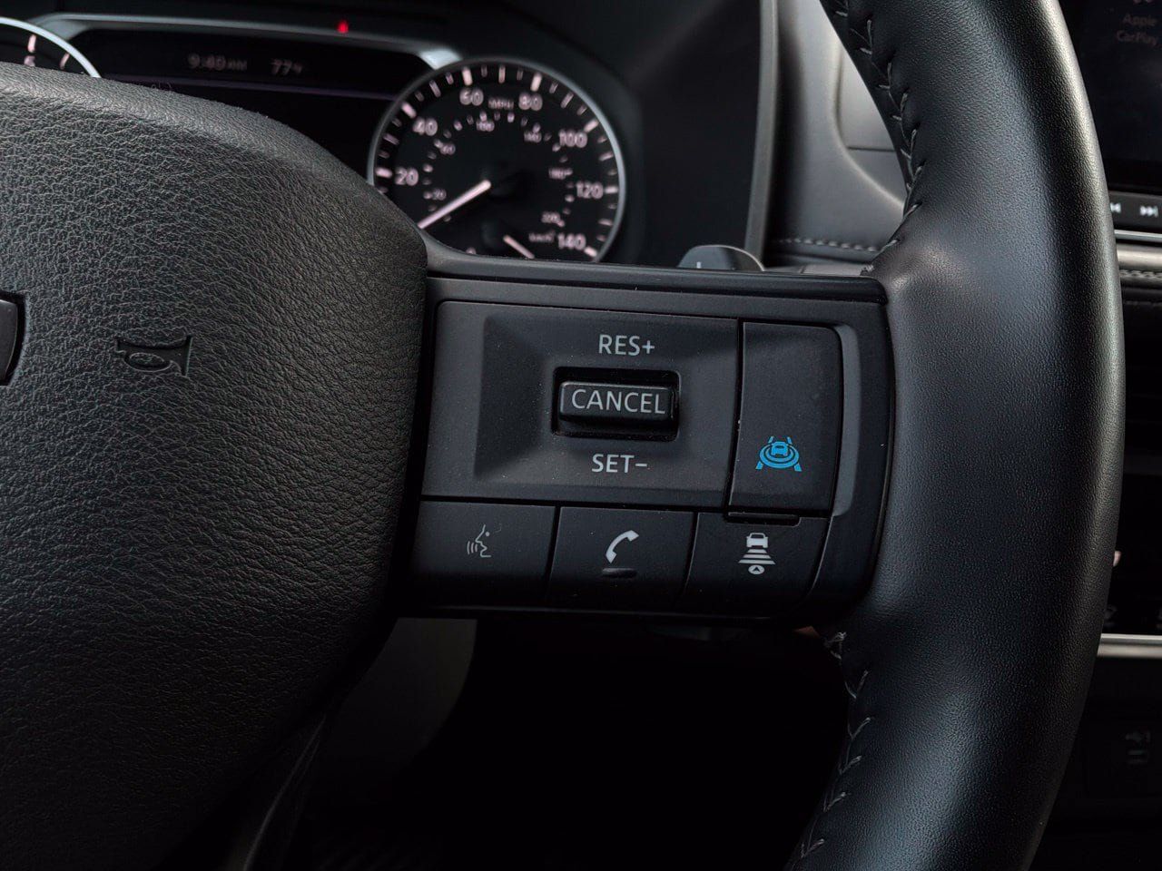 Used 2025 Nissan Rogue SV FWD image 37