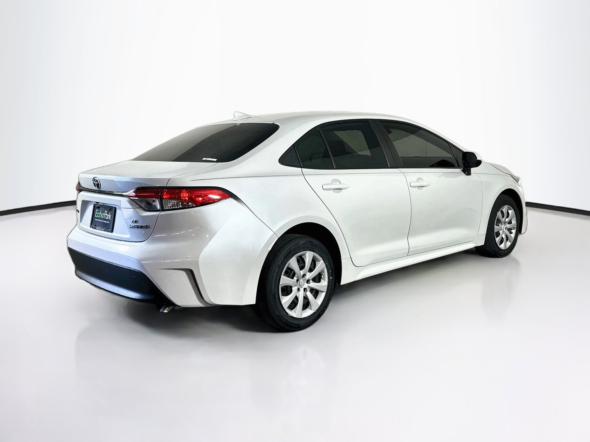Used 2024 Toyota Corolla LE FWD image 9