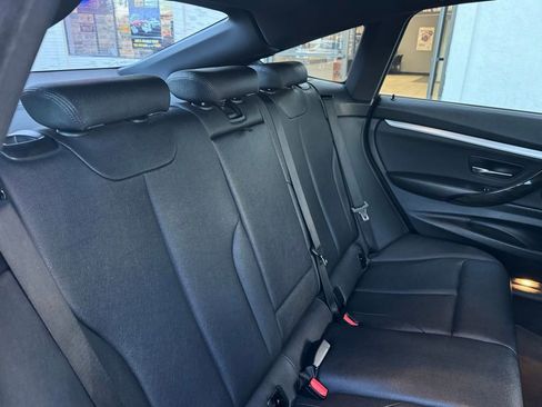 Used 2018 BMW 330i Gran Turismo xDrive image 23
