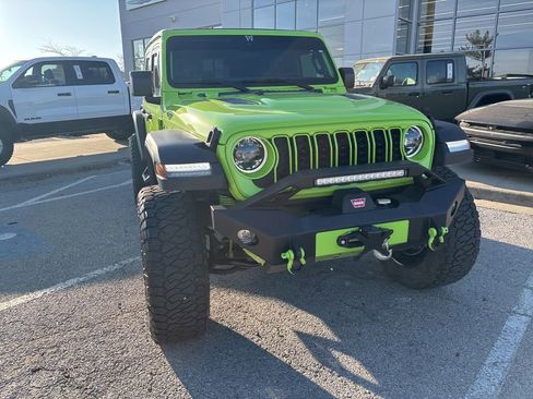 Used 2024 Jeep Wrangler Willys image 8