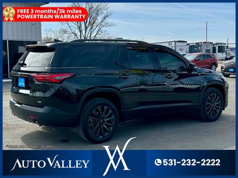 Used 2023 Chevrolet Traverse RS w/ LPO, Floor Liner Package AWD/4WD image 7