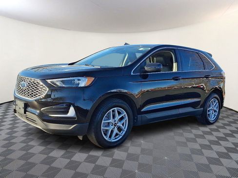 Used 2024 Ford Edge SEL image 3