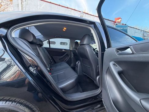 Used 2014 Volkswagen Jetta SE image 29