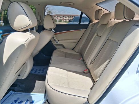Used 2012 Lincoln MKZ FWD image 10