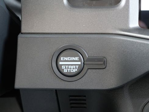 New 2025 Ford Bronco Badlands image 23