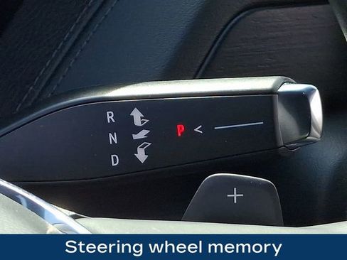 Used 2025 GMC Yukon Denali w/ LPO, Floor Liner Package AWD/4WD image 11